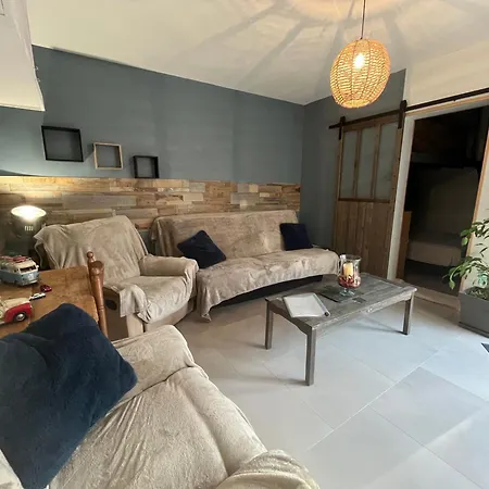 Appartement T2, Cl 3 Etoiles, 4 Lits, 4 Personnes Et 1enfant, Parking Et Terrasse Saint-Sever (Landes)