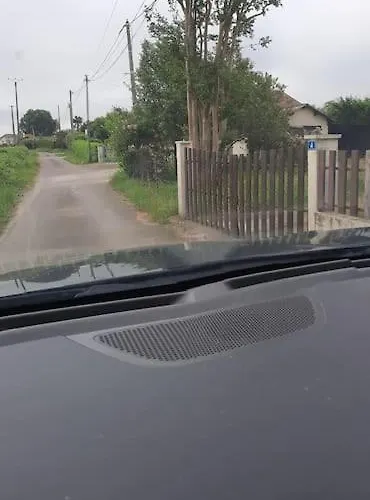 T2, Cl 3 Etoiles, 4 Lits, 4 Personnes Et 1enfant, Parking Et Terrasse Saint-Sever (Landes)